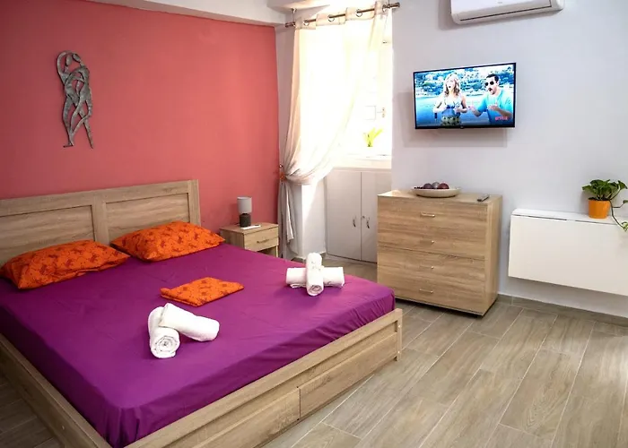 Maya Studio